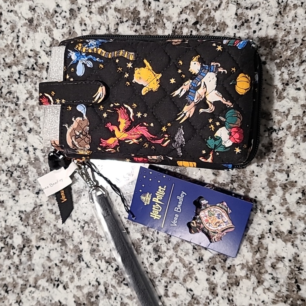 Vera Bradley Friends of Hogwarts RFID Smartphone Wristlet